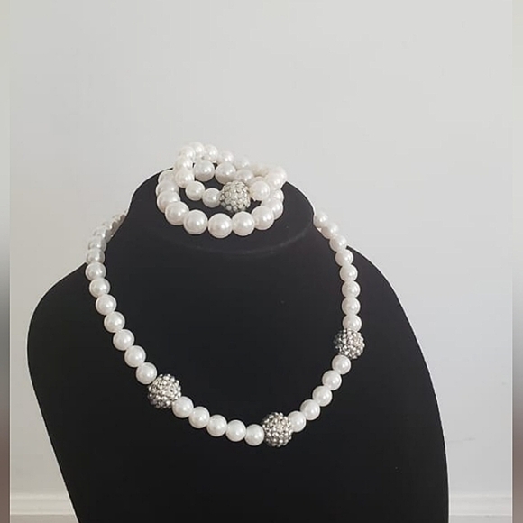 Wedding Pearl Necklace and Wrist Bead Set. WHITE. 🌴 - Picture 1 of 7